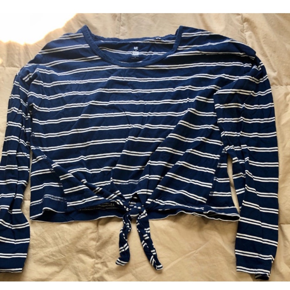 PACSUN/ ME TO WE long sleeved crop